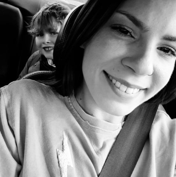 Meet your Posher, Taylor - Picture 1 of 1